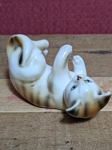 Bone China Playful Cat