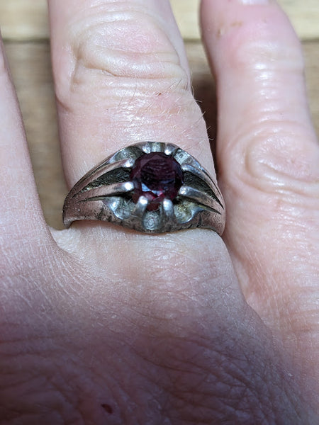 Vintage Silver and Garnet Ring