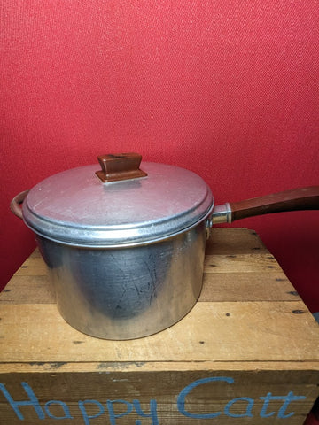 Swan Brand Vintage Saucepan Set