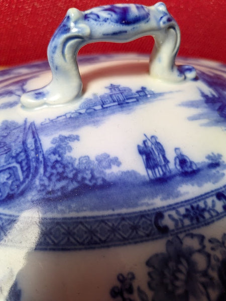 Doulton  Lidded Serving Dish