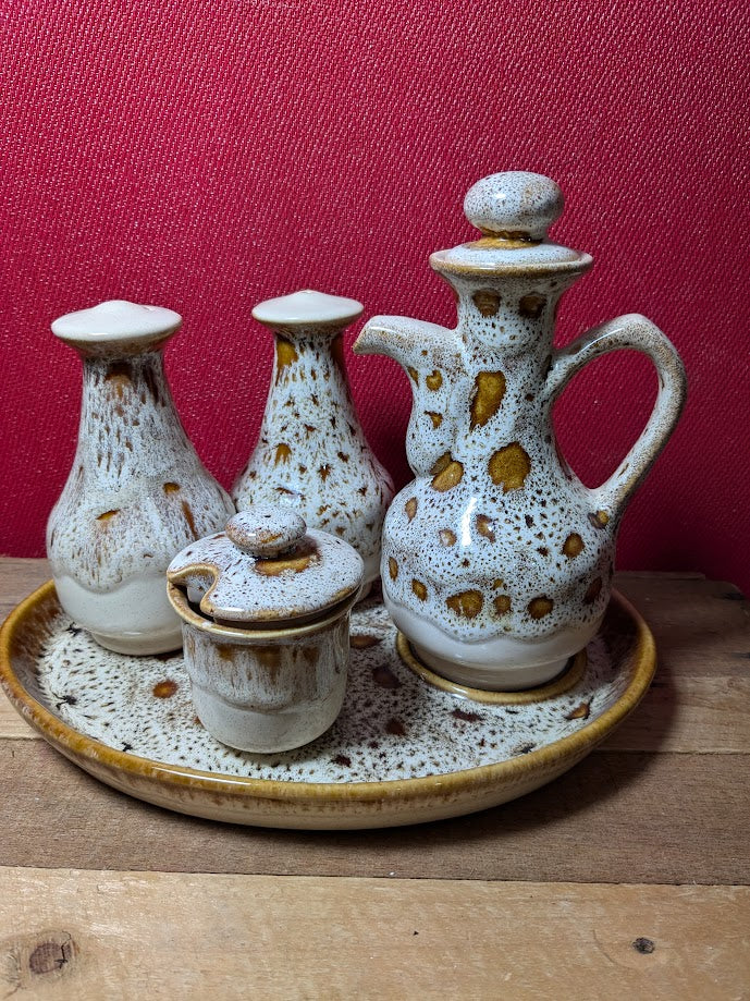 Foster Cruet Set