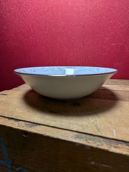 Noritake Dishes x 6