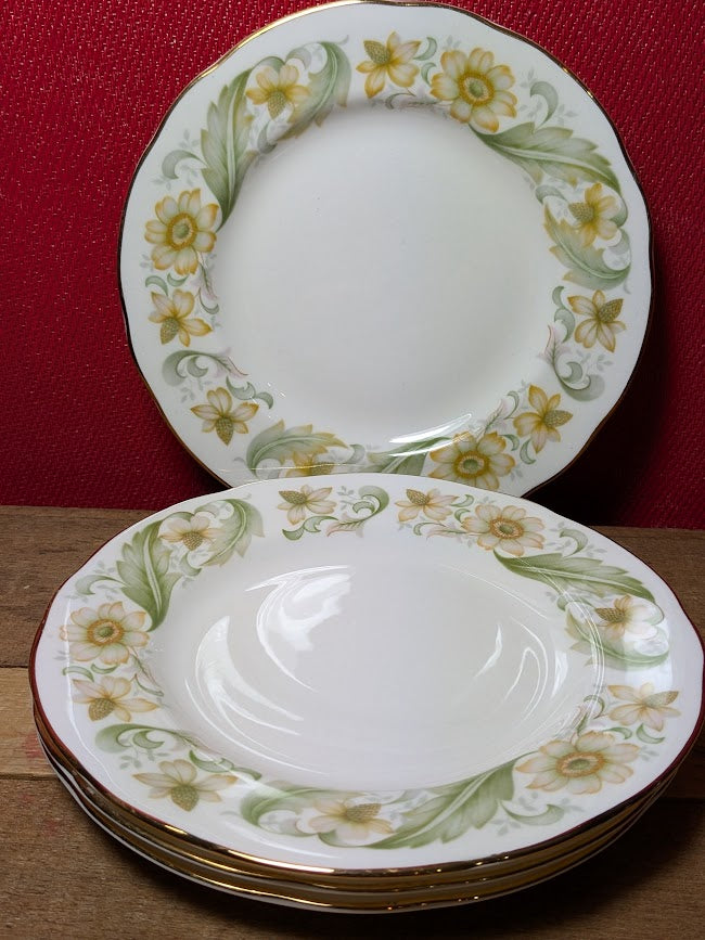 Duchess Greensleeves Side Plates x 4