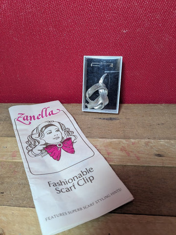 Zanella Fashionable Scarf Clip