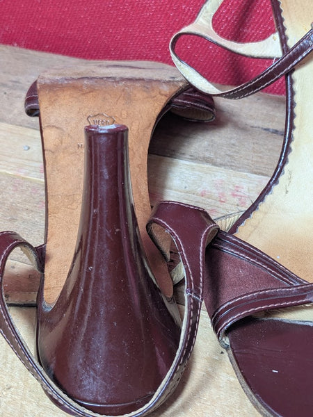 Vintage Marks and Spencer Burgandy Leather Shoes Size 8