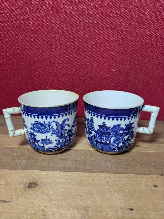 Vintage Royal Worcester Willow Pattern Mugs x 2