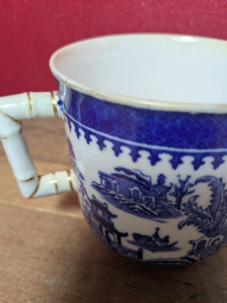 Vintage Royal Worcester Willow Pattern Mugs x 2