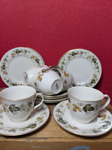 Royal Doulton Larchmont Full Tea Set for 6