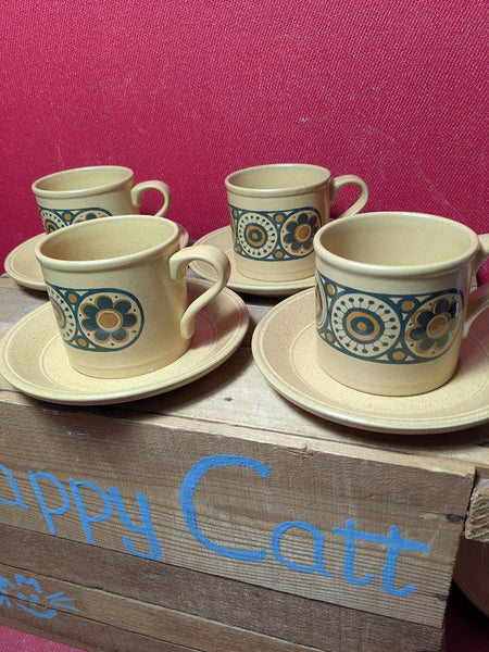 Vintage Kiln Craft Tea Cups and Saucers x 4