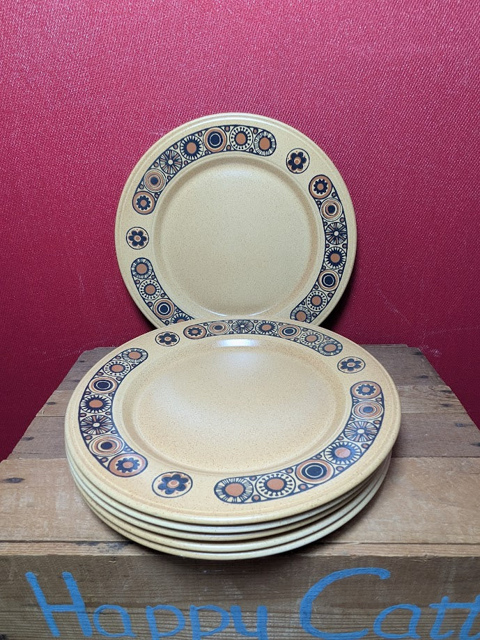 Kiln Craft Dinner Plates x 6
