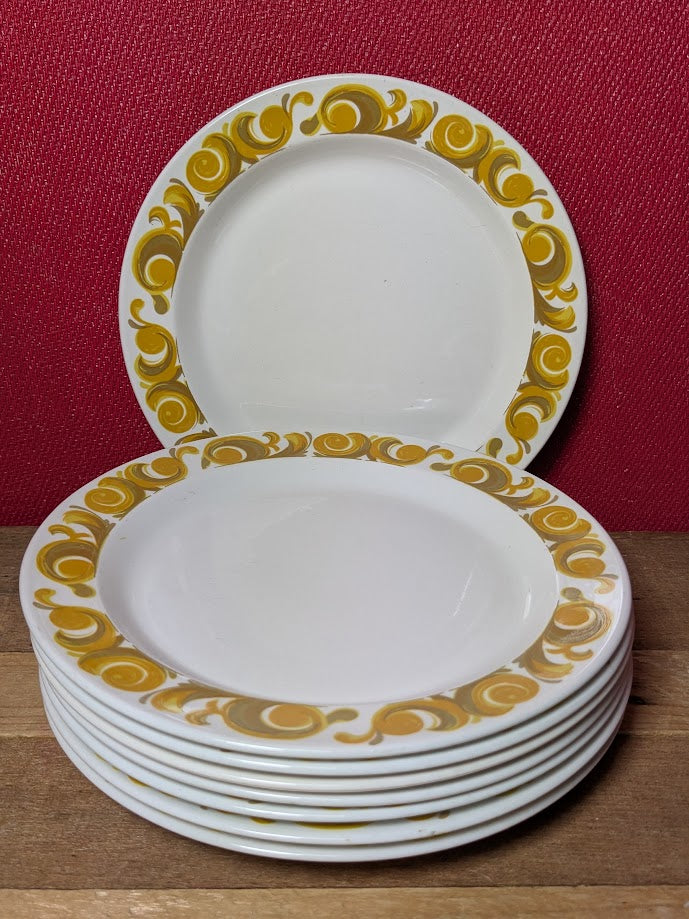 Tiara Crown Essex Side Plates x 8