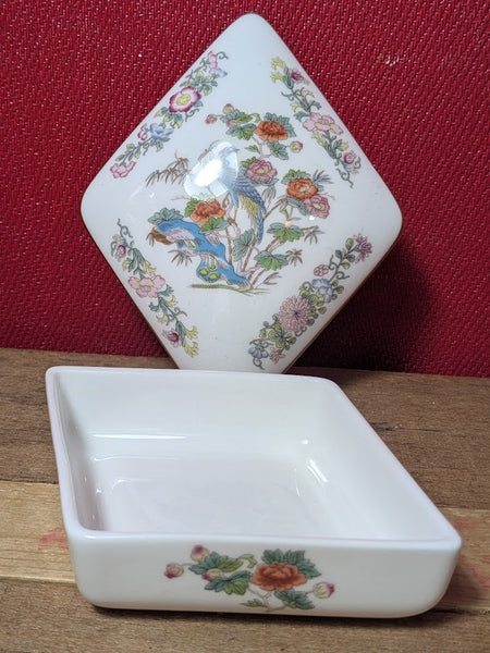 Wedgwood Kutani Crane Trinket Box
