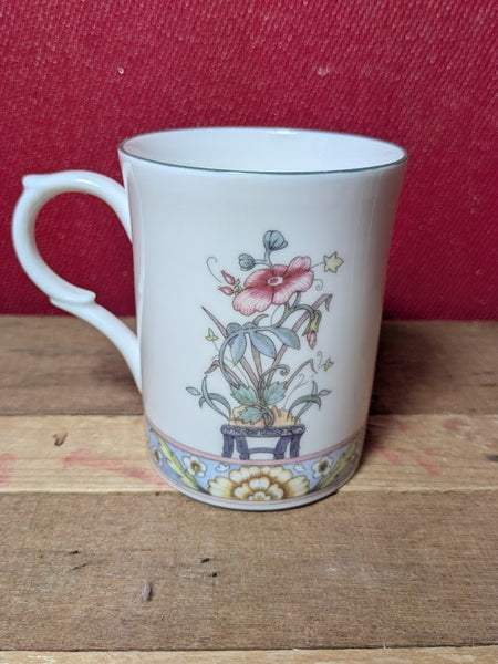 Kingsbury Bone China Mug