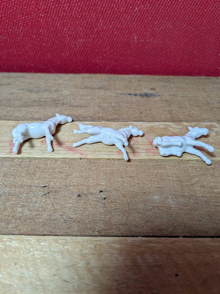 Vintage Miniature White Horses x 4