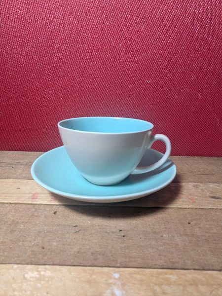Poole Pottery Tea Cups and Saucers x 5