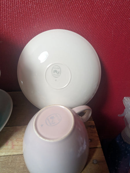 Poole Pottery Tea Cups and Saucers x 5