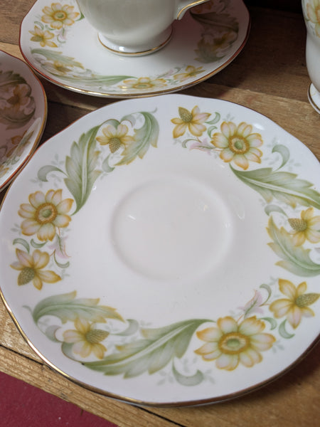 Vintage Tea Cups and Saucers x 4