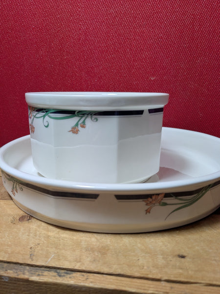 Royal Doulton Juno Pie Dish and Soufflé Dish