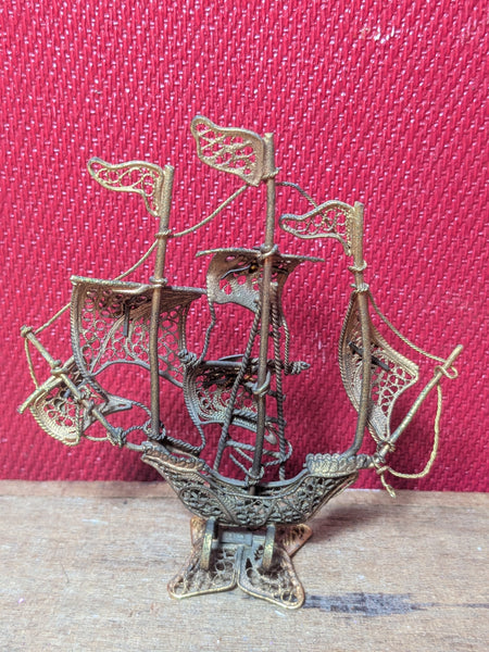 Vintage Portuguese Clipper