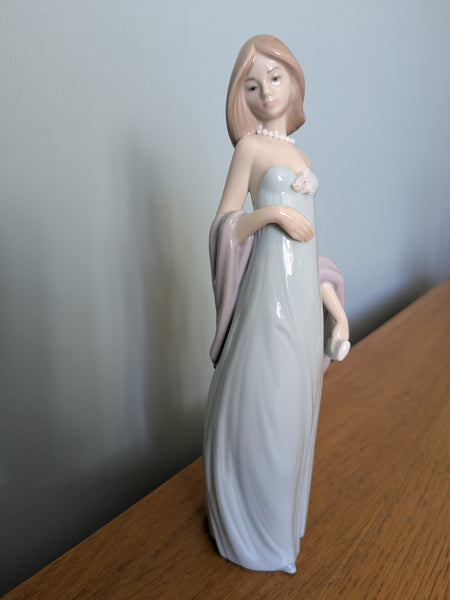 Lladro Ingénue