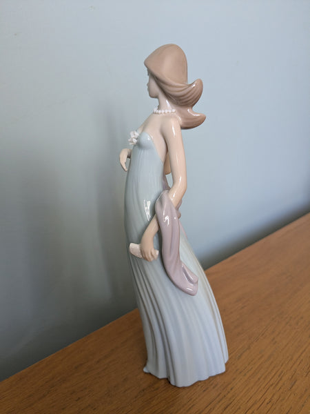 Lladro Ingénue