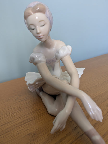 Lladro Rose Ballet Dancer