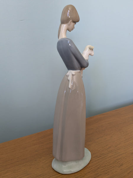 Lladro Girl With Lamb