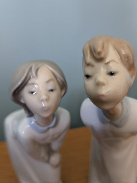 Lladro Good Night Kiss - Girl and Boy Set