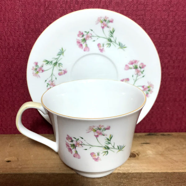 Queen's China Giant Tea Cup and Saucer