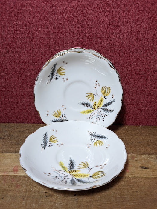 Colclough Stardust Saucers x 4